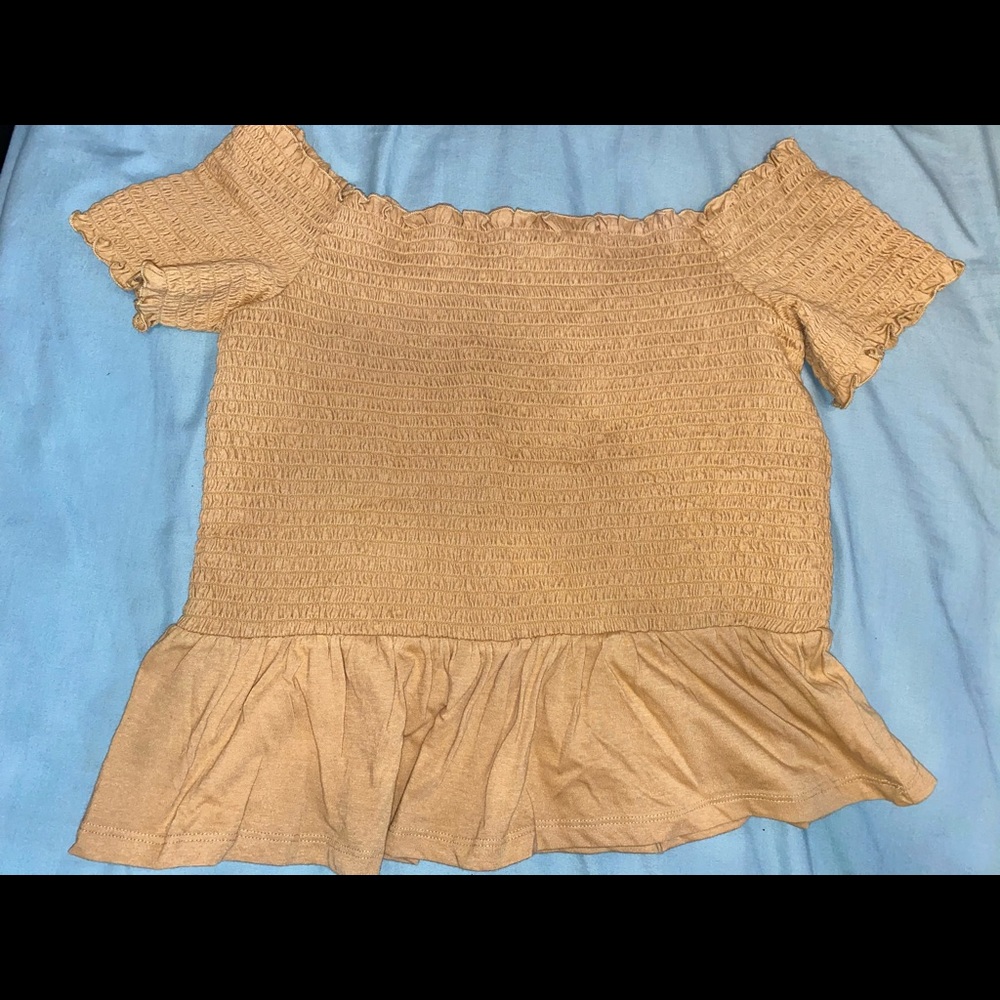 american eagle off the shoulder top